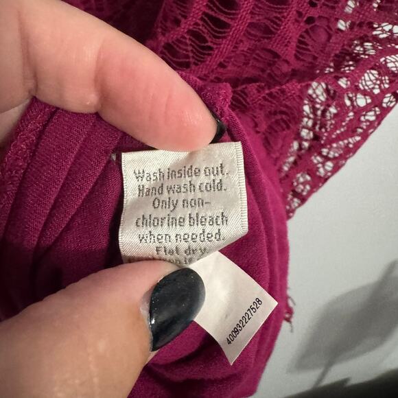 LC Lauren Conrad Reddish Purple Wider Strap Tank Top Women's Size Medium Lacy - Picture 7 of 7